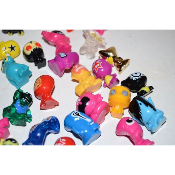 Gogo's Crazy Bones  Lot Assorted figures toys Magic Box - Picture 5 of 11